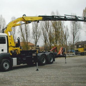 Żuraw HYVA CRANE HC - 331E2